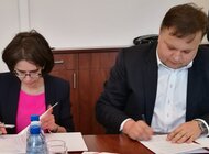 Netia podłączy światłowodami blisko tysiąc szkół