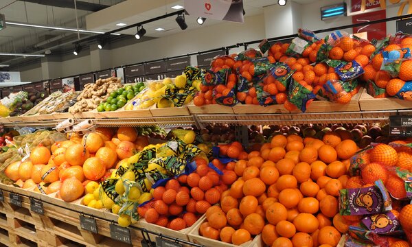 Auchan Supermarket Warszawa Światowida fot 3.JPG