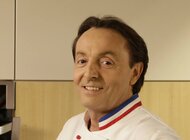 W nowej kampanii Samsung Michel Moran pokazuje jak ułatwić sobie życie z piekarnikiem Dual Cook Flex