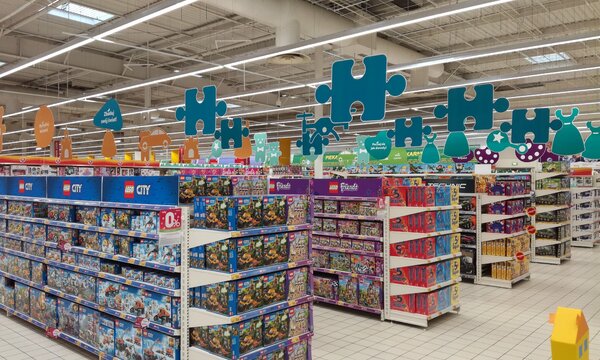 Zdjęcie 2 strefa zabawek_Auchan.jpg