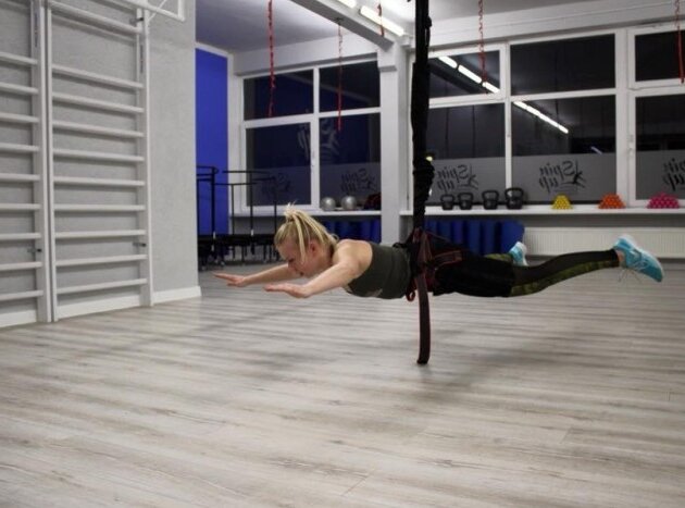 Bungee fitness, kalistenika i trening EMS, czyli co się teraz ćwiczy