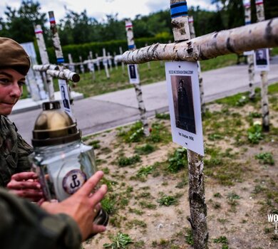 To wyraz naszego hołdu dla pomordowanych bohaterów