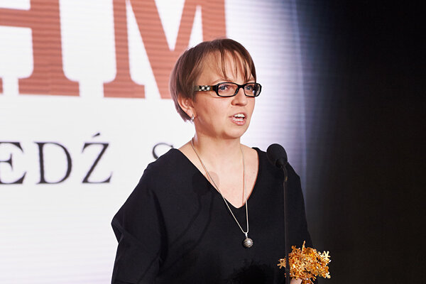 The award was collected by Marta Cydejko, Executive Director, Human Resources KGHM