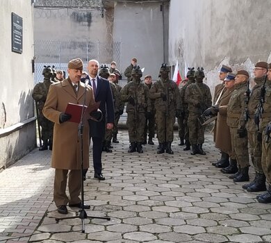 W hołdzie patronowi