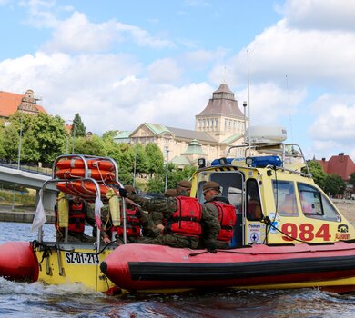 Terytorialsi razem ze szczecińskim WOPR na patrolach wodnych 