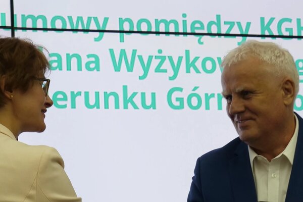Prezes Katarzyna Kreczmańska-Gigol i Rektor Tadeusz Kierzyk
