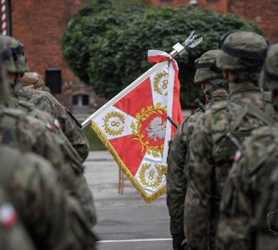 Pierwsza przysięga wojskowa na sztandar 8 Kujawsko - Pomorskiej Brygady OT