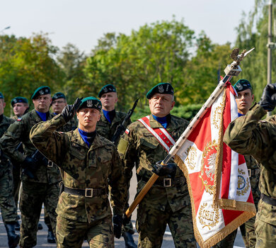 Święto CSŁiI i 101. rocznica szkolenia kadr łączności w Zegrzu