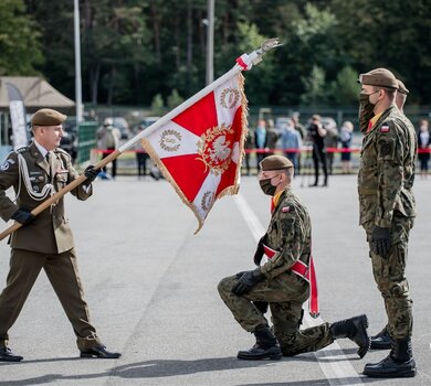 Sztandar wojskowy dla 9 Łódzkiej Brygady OT