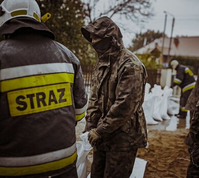 Żołnierze 16 Dolnośląskiej Brygady OT wspierają mieszkańców gm. Dzierżoniów