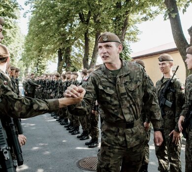 Przysięga żołnierzy 10ŚBOT w Sandomierzu