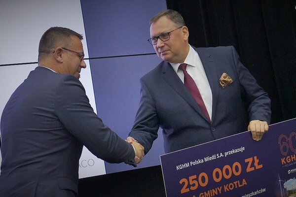 Ponad 3 mln od KGHM dla samorządów Zagłębia Miedziowego