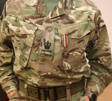 Brązowy Medal Wojska Polskiego przyznany brytyjskiemu podoficerowi