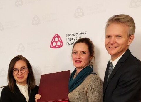 Na zdjęciu od lewej Barbara Frydrych, dyrektor Biura Prezydenta ds. Kultury, Monika Kaźmierczak, carillonistka miejska i Janusz Marszalec, zastępca dyrektora Muzeum Gdańska. 