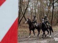 Patrole konne na straży bezpiecznej granicy