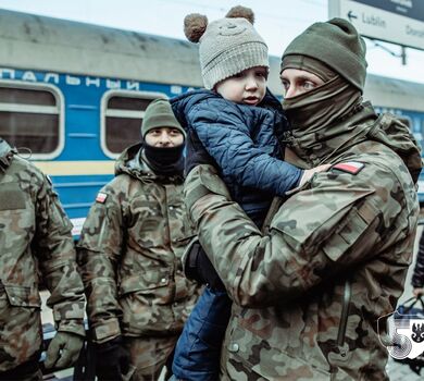 Chełm. Lubelscy żołnierze WOT wspierają przyjęcie Uchodźców z Ukrainy