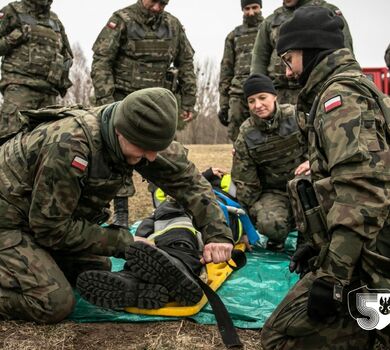 Morąg. Szkolenie żołnierzy 4 Warmińsko-Mazurskiej Brygady OT z OSP Florczaki.