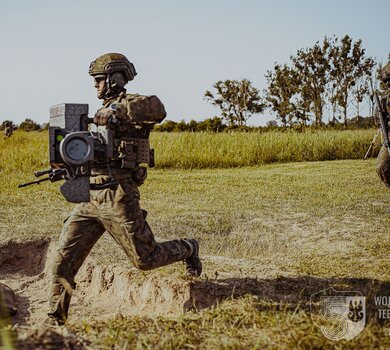 Terytorialsi szkolą się z obsługi wyrzutni JAVELIN