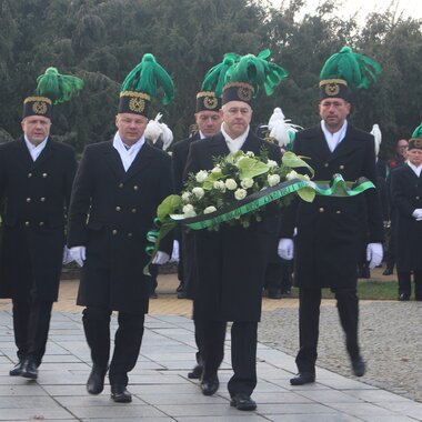 Uroczystość przy pomniku Jana Wyżykowskiego w Lubinie (1)