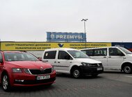 PCK w Rzeszowie otrzymał od Volkswagen Financial Services samochody, dzięki którym pomaga uchodźcom z Ukrainy