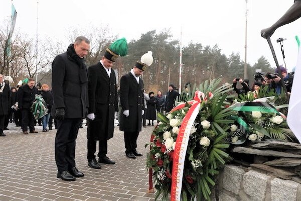 obchody 40  i 41  rocznicy Pacyfikacji Zakładów Górniczych Rudna