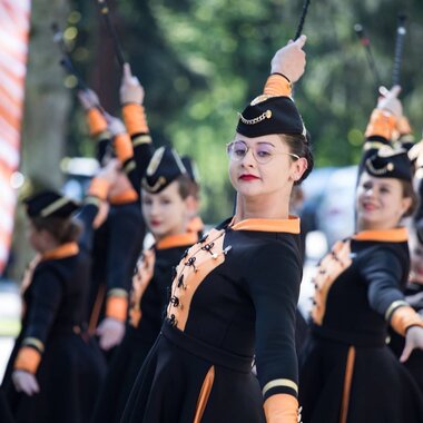 Przywitanie Zarządu KGHM przez Orkiestrę Hutniczą i Mażoretki (2)