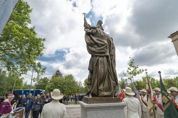 Pomnik Św. Floriana Huta Miedzi Legnica