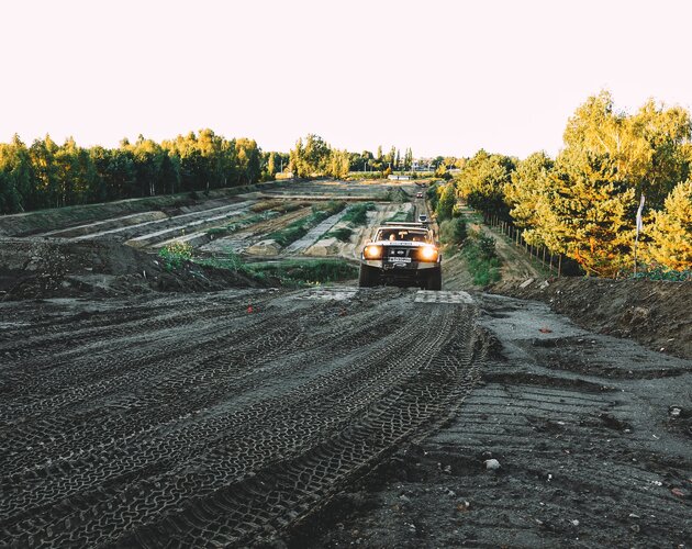 Gdzie w Polsce uprawiać offroad w zgodzie z przyrodą?