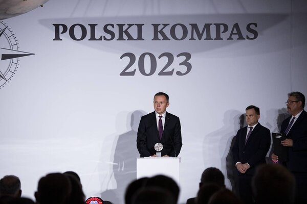 Nagroda Polski Kompas dla prezesa KGHM Tomasza Zdzikota