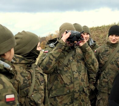 Jak uziemić drona? Współpraca terytorialsów i Służby Więziennej.