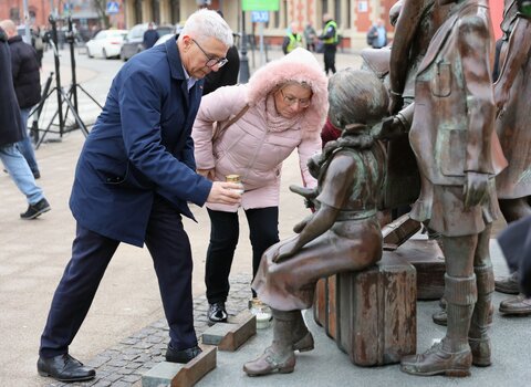 Znicz złożył m.in. Andrzej Kowalczys, Radny Miasta Gdańska. 