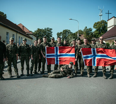 25 lat temu Polska wstąpiła w szeregi NATO