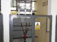 Stoen Operator testuje nowoczesny system ostrzegawczy Voltector
