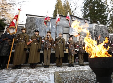 Światło dla Bohaterów - rocznica powołania Armii Krajowej, fot  G Mehring, www gdansk pl (1)