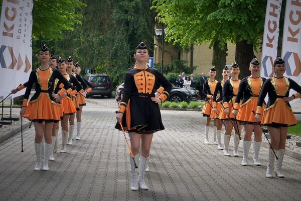 Przywitania Zarządu KGHM przez Orkiestrę HMG i mażoretki (2)