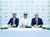 Emirates Flight Catering (EKFC) przyspiesza program modernizacji floty i inwestuje w 53 nowoczesne pojazdy cateringowe do obsługi samolotów