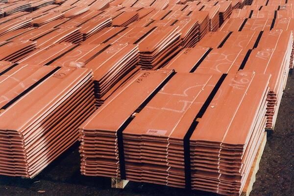 Los cátodos de cobre producidos en la Fundición de Cobre «Głogów» 