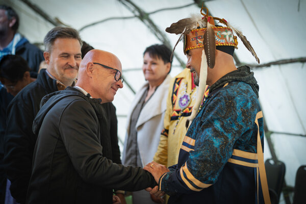 Grupa Ludności Rdzennej Atikameksheng Anishnawbek i KGHM INTERNATIONAL LTD zawarły porozumienie