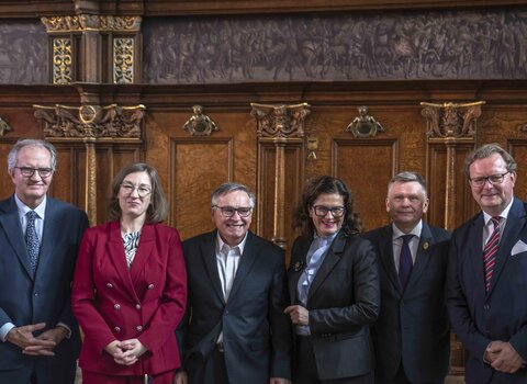 Od lewej: Karl-Matthias Klause, Izabela Jastrzembska-Olkowska, Stanisław Wyrostek, Aleksandra Dulkiewicz, Waldemar Ossowski, Andre Esperling. 