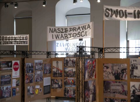 2025 11 27 Wieloglos - sale, RGM, fot  P  Wilczynska, mat  MG (19)