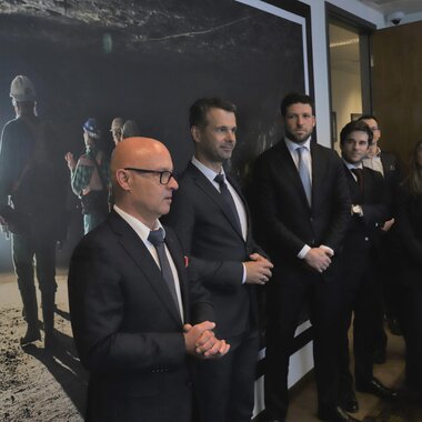 KGHM odnawia długoterminowy kredyt konsorcjalny o wartości 1,5 mld USD