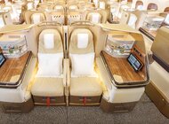 Emirates wprowadzają zmodernizowane Boeingi 777 z kabinami klasy premium economy na trasach do Bejrutu i Pekinu. 