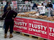 30 smaków pączków z okazji 30 lat w Polsce.  Wyjątkowa urodzinowa oferta Auchan na Tłusty Czwartek