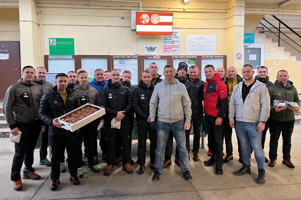 Akcja Pączek ze szlachetnym nadzieniem w KGHM