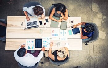 PZU, brokerzy i klienci łączą siły. Grupy Konsultacyjne wyznaczają kierunek zmian