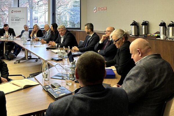 Porozumienie płacowe w KGHM (2)