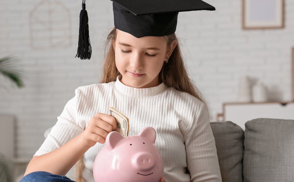 Dlaczego problemy z pieniędzmi zaczynają się wcześnie – i co ma z tym wspólnego edukacja finansowa?