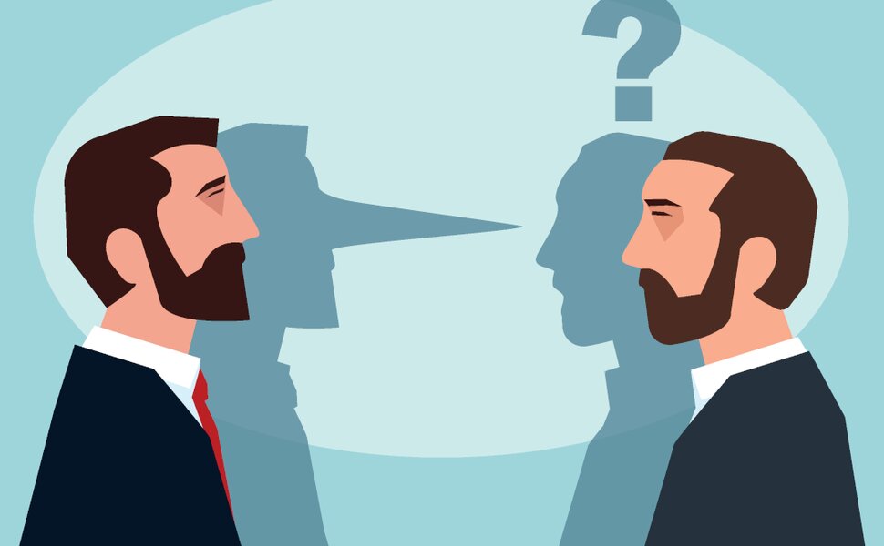 Prima aprilis w rekrutacji. Gdy po obu stronach stołu siedzi Pinokio 