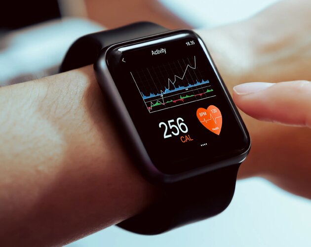 Renesans relacji bezpośrednich: Polacy stawiają na rozmowę. Wyniki badania