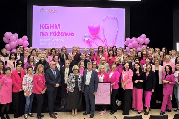 Różowy październik w KGHM z hasłem „Jesteś ważna, badaj się!” (10)